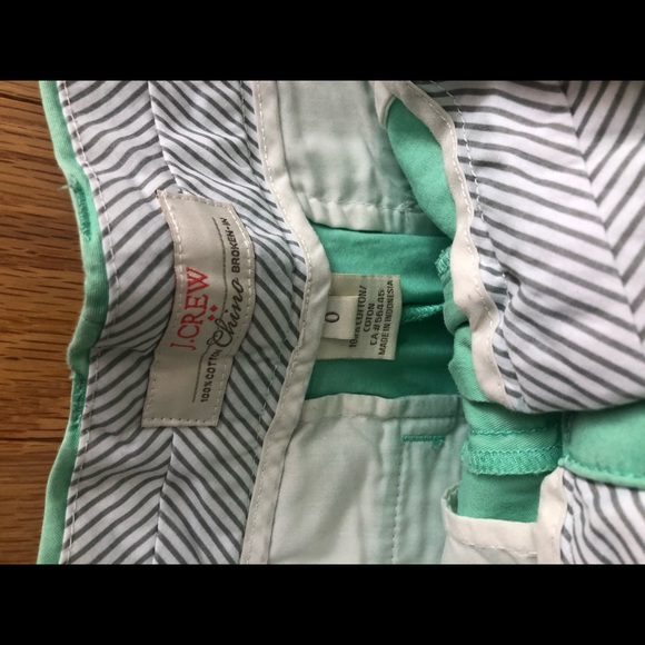 J crew broken in chino shorts size 0 - Picture 2 of 3